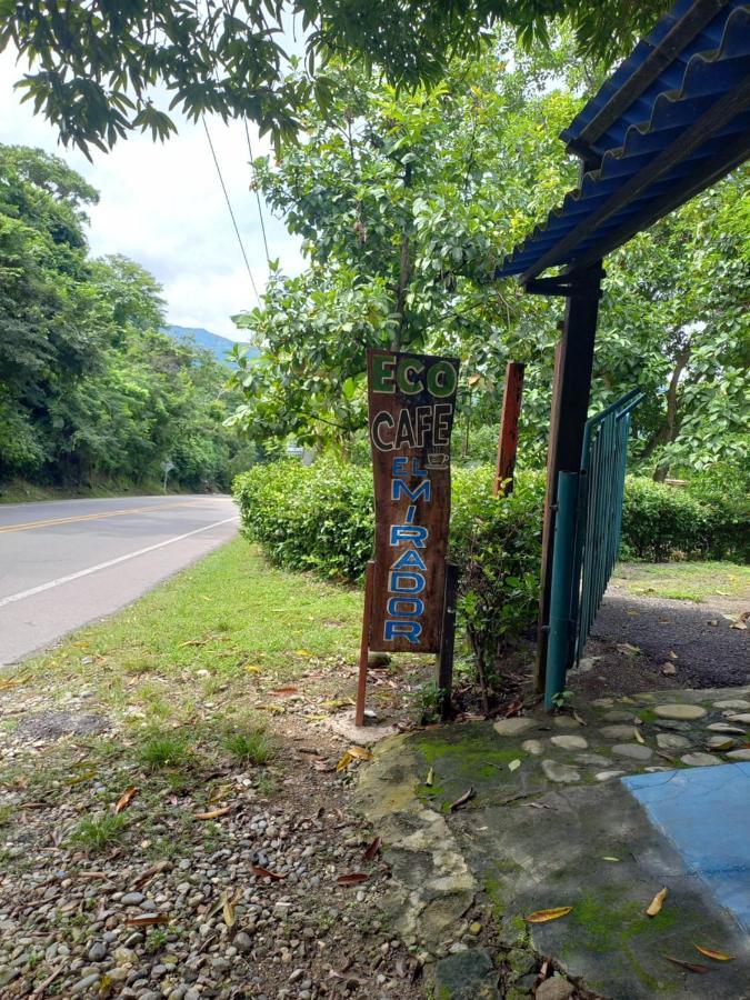 Privatunterkunft Eco-cafe El Mirador Guachaca